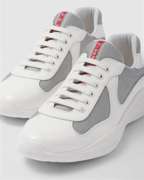 prada scarpe classiche pelle uomo argento|Sneakers America's Cup in Argento .